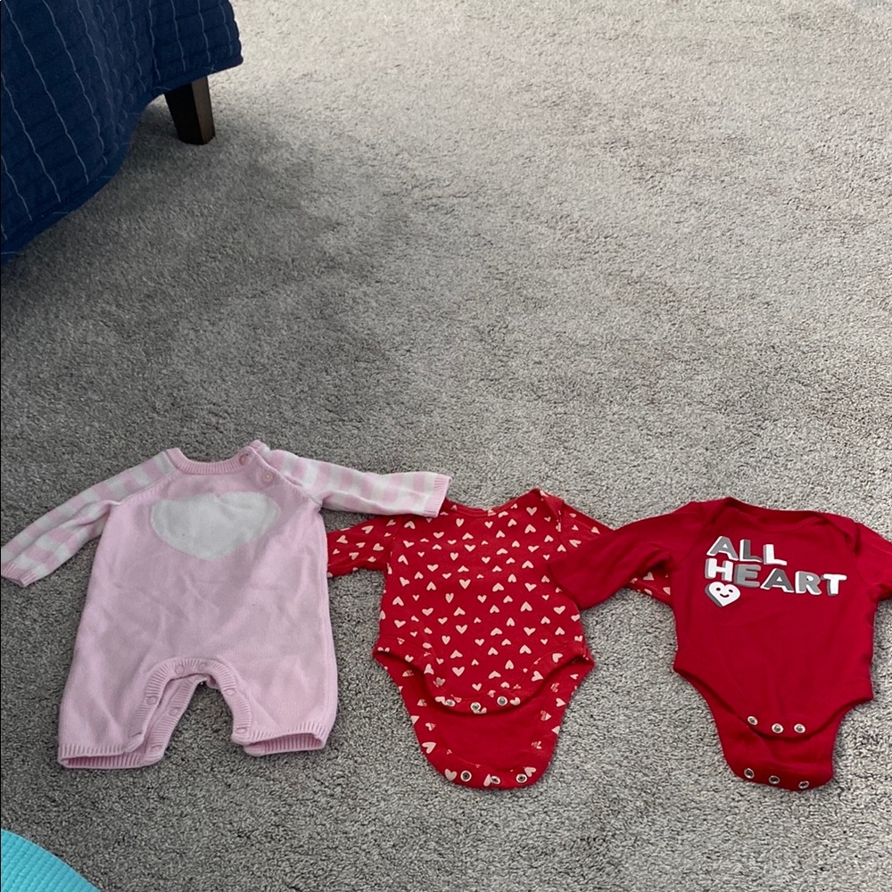 Old Navy, Cat & Jack Valentine’s lot newborn